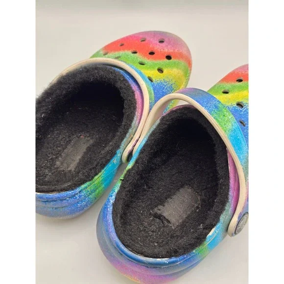 Crocs Kids Classic Lined Clog Rainbow Tie Dye Fur Slip On Shoes Size C10 - Picture 4 of 8